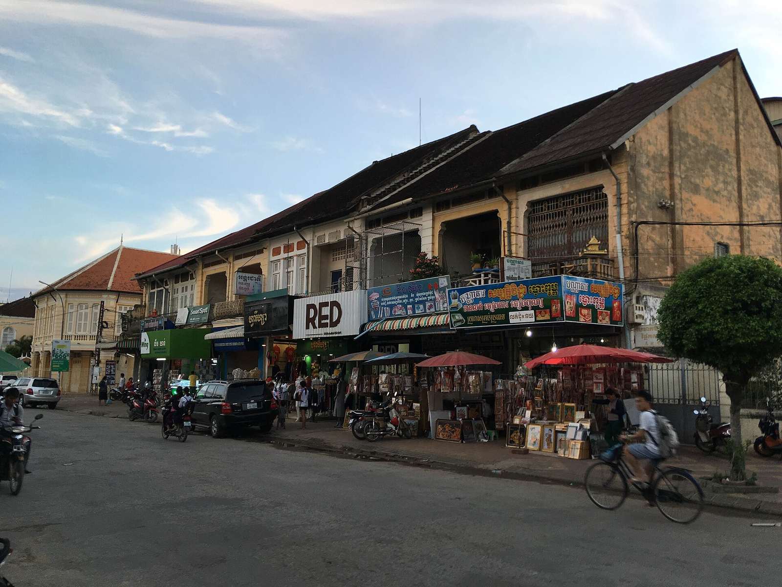 Cambodia In Depth small group journey