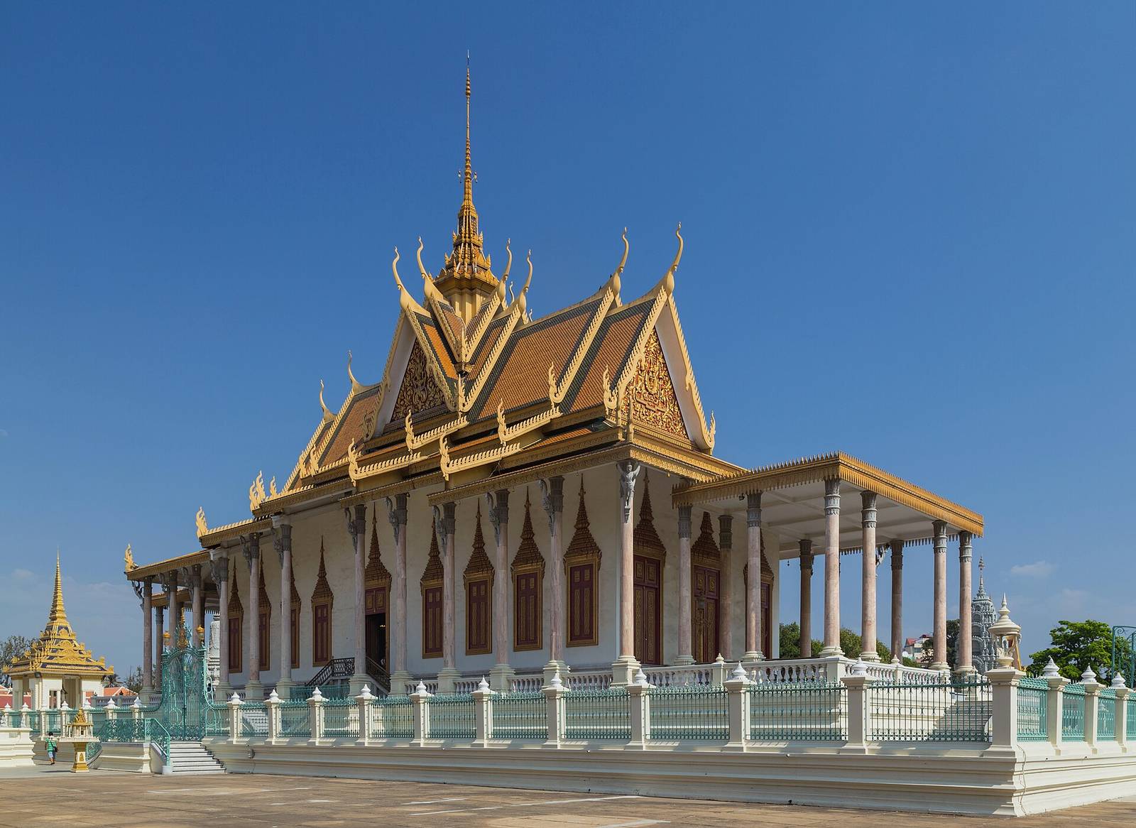 Angkor & the Coast small group journey