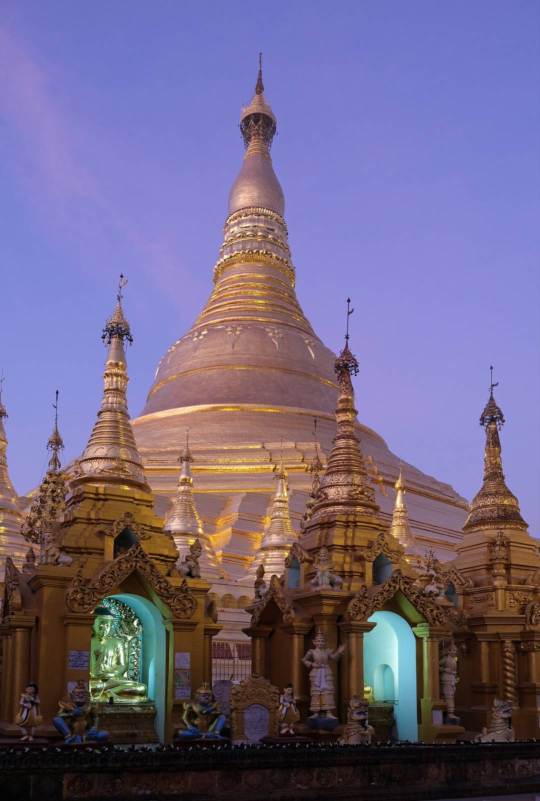 Yangon & Mandalay small group journey