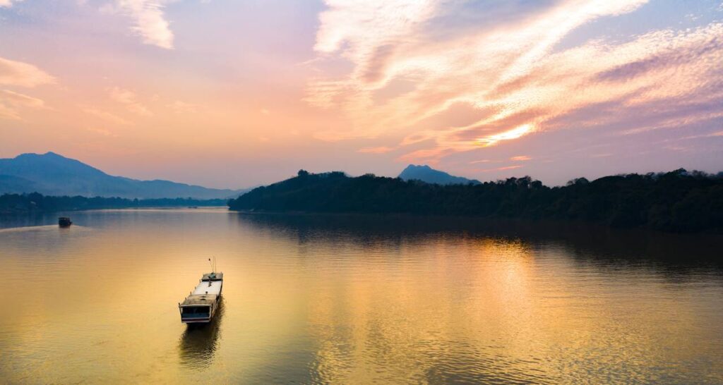Laos mekong river